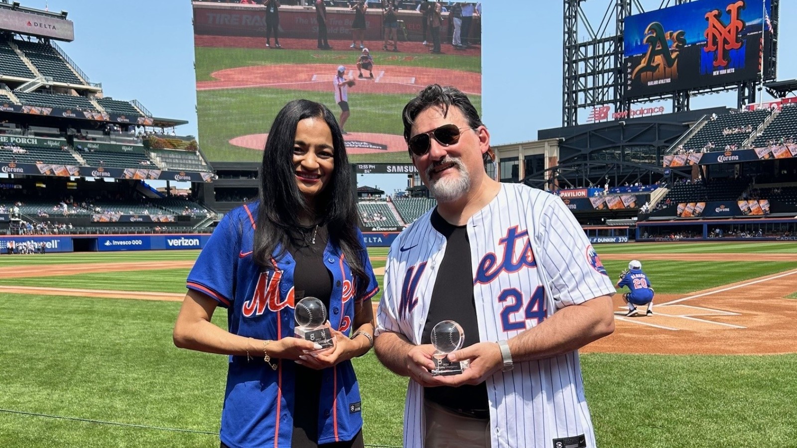 Dental Lifeline Network dentists at Mets Stadium